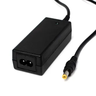 Cargador para notebook Toshiba 19V 1.58A 30W pin 5.5 X 2.5 — foto 2
